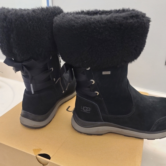 Ugg boots - Picture 5 of 10